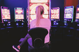 Зеркало Casino Magnit